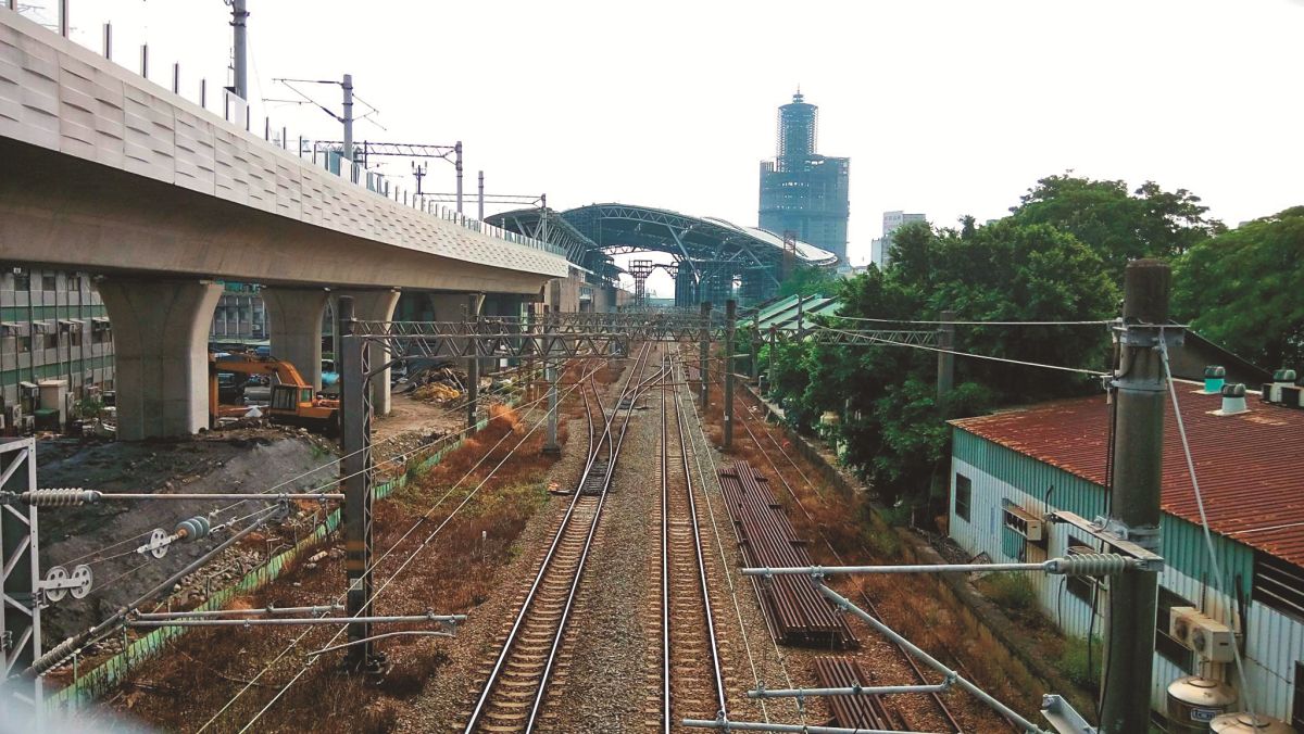 ▲鐵路高架化改變了台中面貌，也豐富了城市的五臟六腑。（圖／台中市政府提供）
