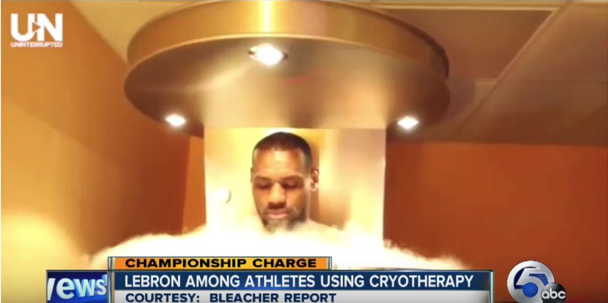 LeBron James也使用低溫療法（圖取自youtube)