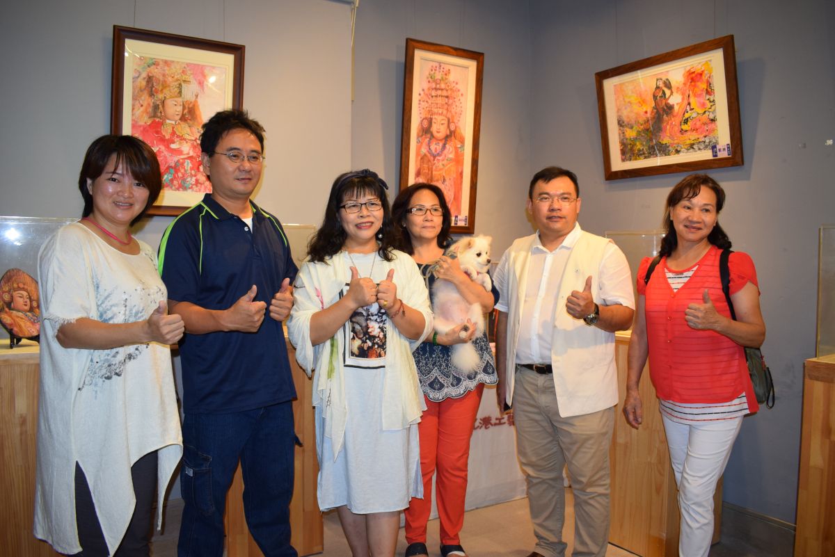 媽祖畫家曾良美,創作品在北港工藝坊一館展覽，展至10月28號，歡迎大家蒞臨觀賞。（圖／記者洪佳伶攝，2018.09.13）