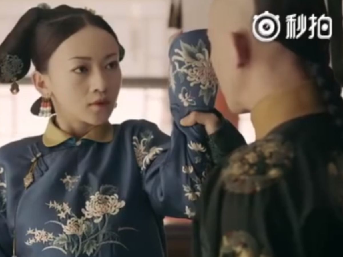  ▲《延禧攻略》魏瓔珞為避孕喝避子湯，皇上發現後暴怒。（圖／翻攝微博, 2018.09.15）