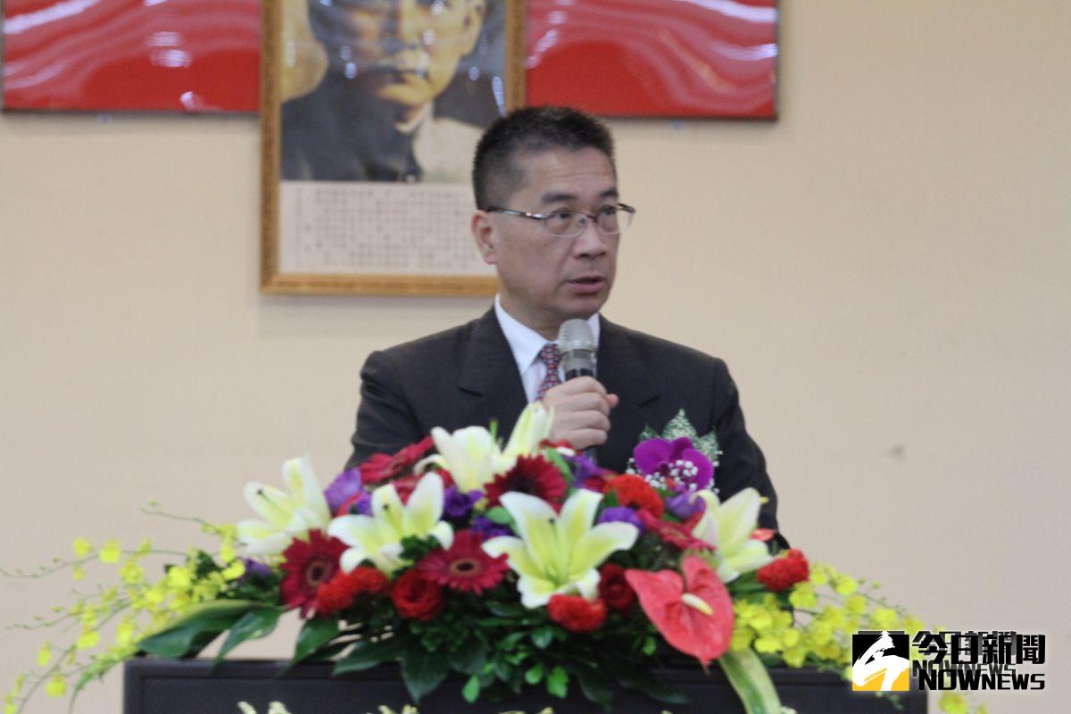 ▲因應今年年底九合一選戰，還要再加上九個公投案，內政部長徐國勇16日表示，全國警察在11月24日當天，可能必須要全部停休。（資料照片/NOWnews）