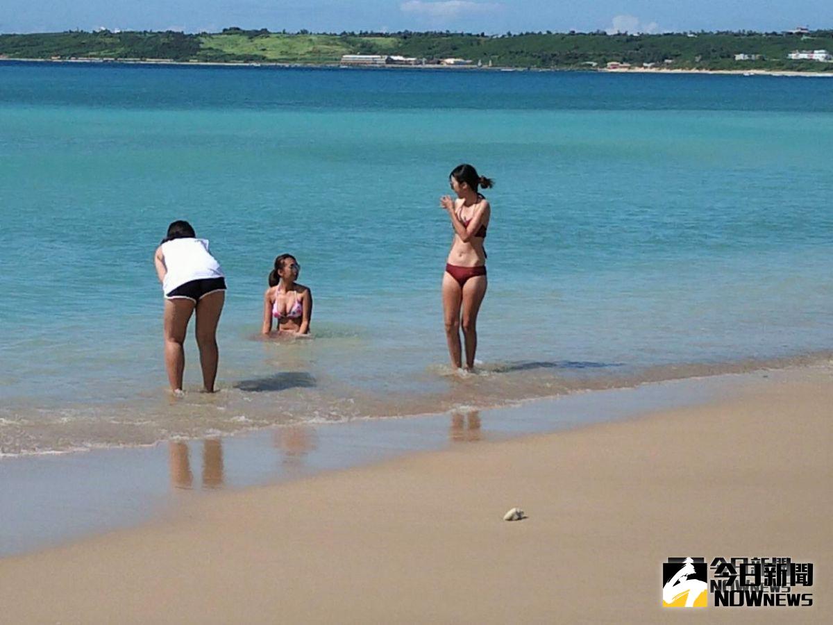 ▲「去墾丁不如飛沖繩！」日前成了網友們熱議的話題。台灣觀光產業日漸令國人失去信心，許多地方去了一次就不想再去。（圖／記者陳宗傑攝）