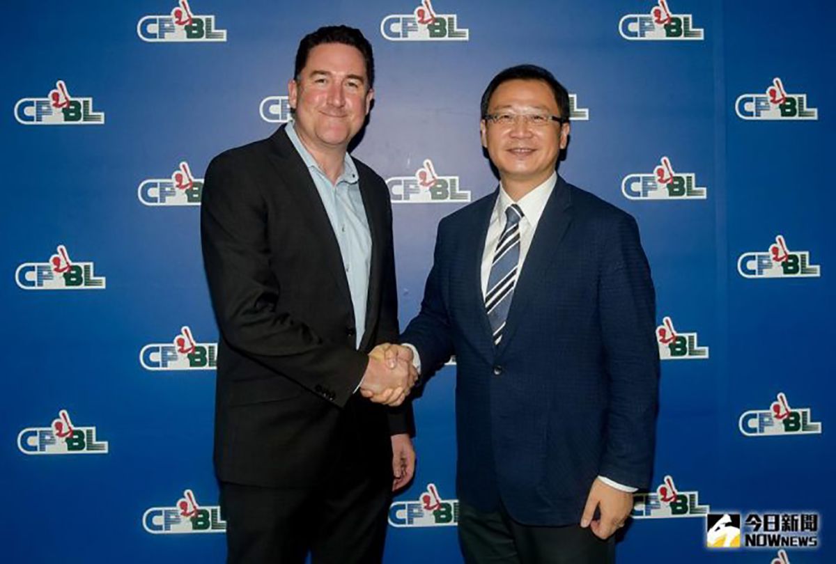 ▲澳職會長Cam Vale與中職會長吳志揚合影（圖／中職提供）