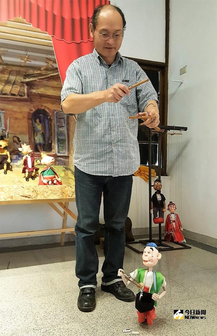 ▲黃憲章以細膩的演繹方式，賦予懸絲木偶全新的意象。（圖／記者陳宗傑攝,2018,09,18）