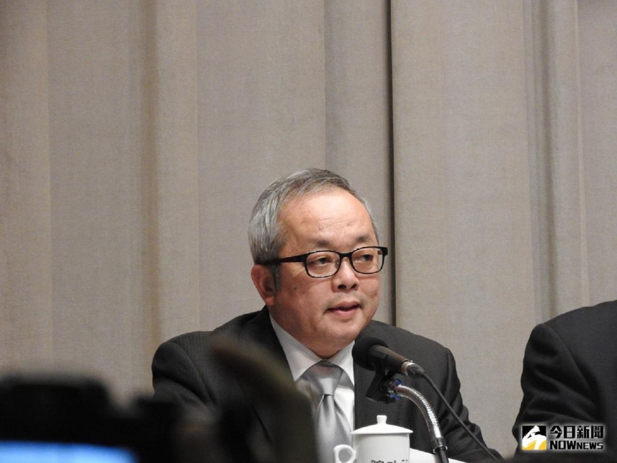 ▲中秋佳節將至，行政院副院長施俊吉召開「穩定物價小組」會議。（資料圖／NOWnews）