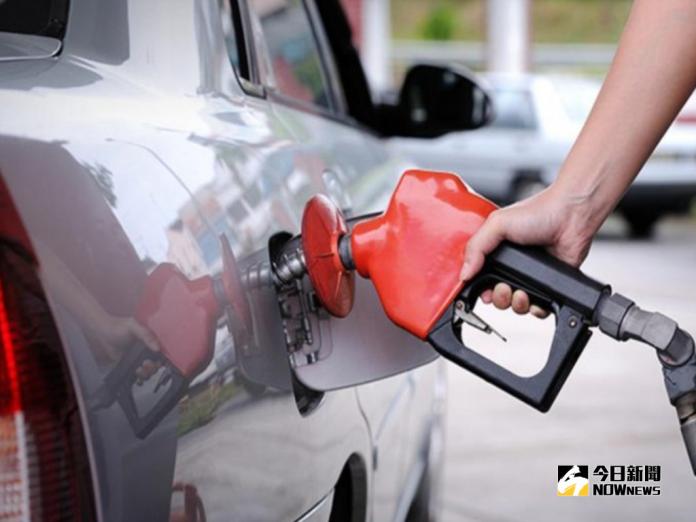 ▲8月28日俄羅斯對烏克蘭發動大規模攻擊，經中油平穩機制，預估汽油估漲0.1元至0.2元　柴油估漲0.2元至0.3元。（圖／NOWnews資料照） 