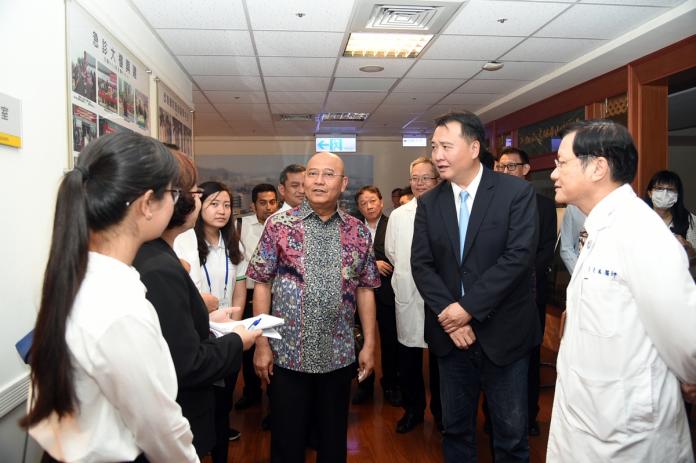印尼棉蘭市長訪高榮　許立明盼擴大雙邊醫材產業合作
