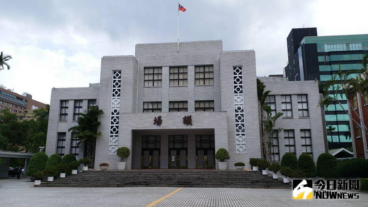 立法院27日舉行各委員會召委選舉，民進黨團在16席召委中拿下9席，國民黨團搶下6席，親民黨團也拿到1席召委。（圖/記者邱明玉攝,2018.9.27）