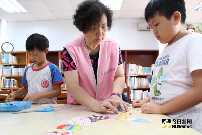 三芝圖書館陪讀美術課　讓孩子愛上閱讀與藝術
