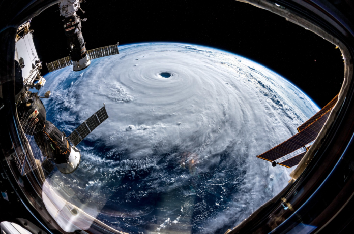 ▲潭美颱風的「太空視角」照相當壯觀。（圖／翻攝推特 , 2018.09.27）