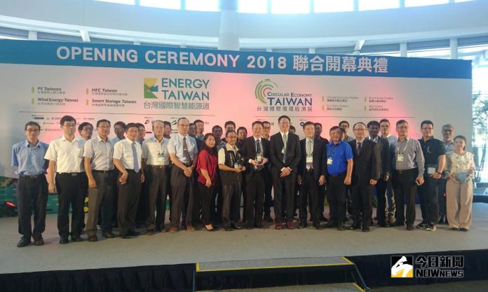 ▲雲林縣建設處長蘇孔志榮獲最友善服務主管，並於9月19日Energy Taiwan 2018會中獲得頒獎。（圖／雲林縣政府提供）