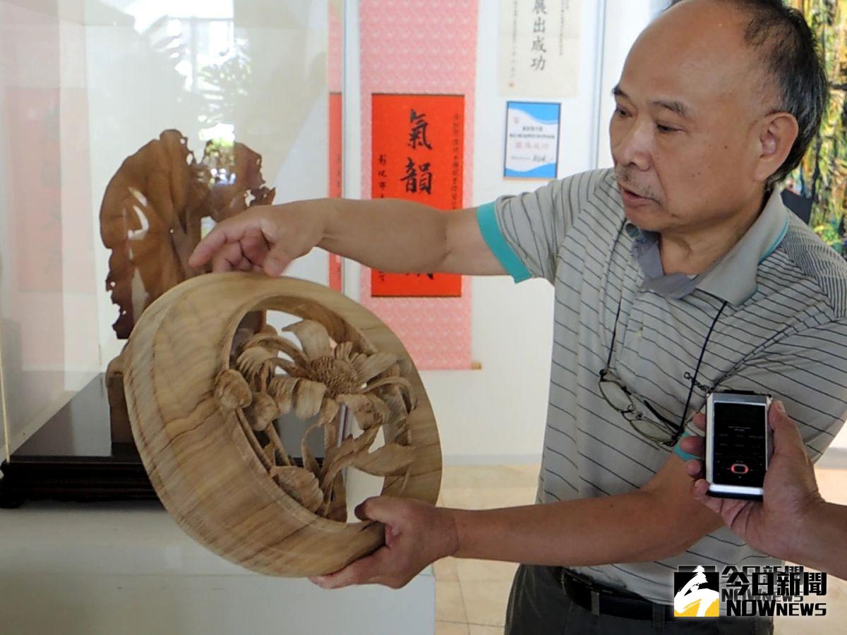 ▲彰化縣立美術館辦理黃紗榮-傳統木雕技藝傳習計畫成果發表會，期待新血的加入讓傳統工藝得以延續及傳承。（圖／記者陳雅芳攝，2018.09.29)