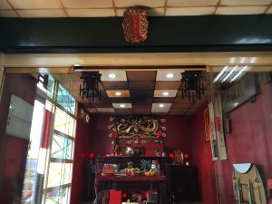 光華商場聖安宮主祀三山國王。（圖／記者黃彥昇攝）