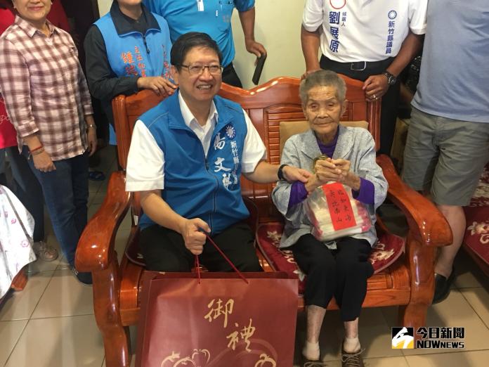 楊文科拜訪111歲人瑞曾彭尾妹　誓為長者營造安適環境
