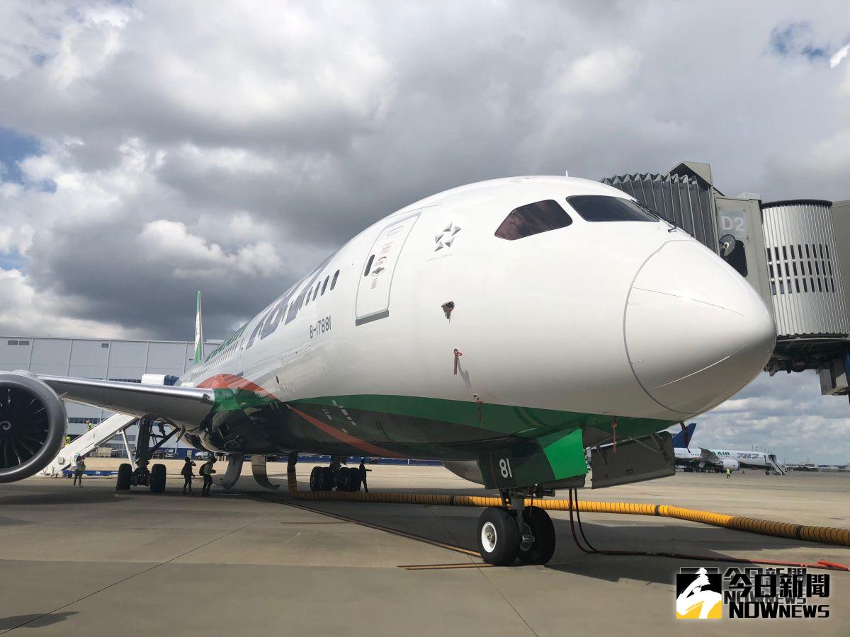 ▲台灣迎接首架 787 客機，波音公司於美東時間 2 日上午正式交付長榮航空。（圖／記者陳致宇攝）