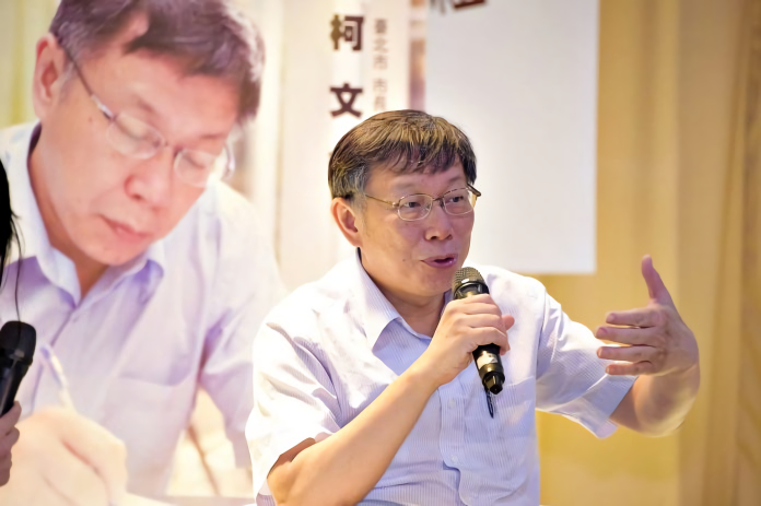 為打柯P！綠媒狂讚國民黨「捍衛台灣」　網驚：人格分裂
