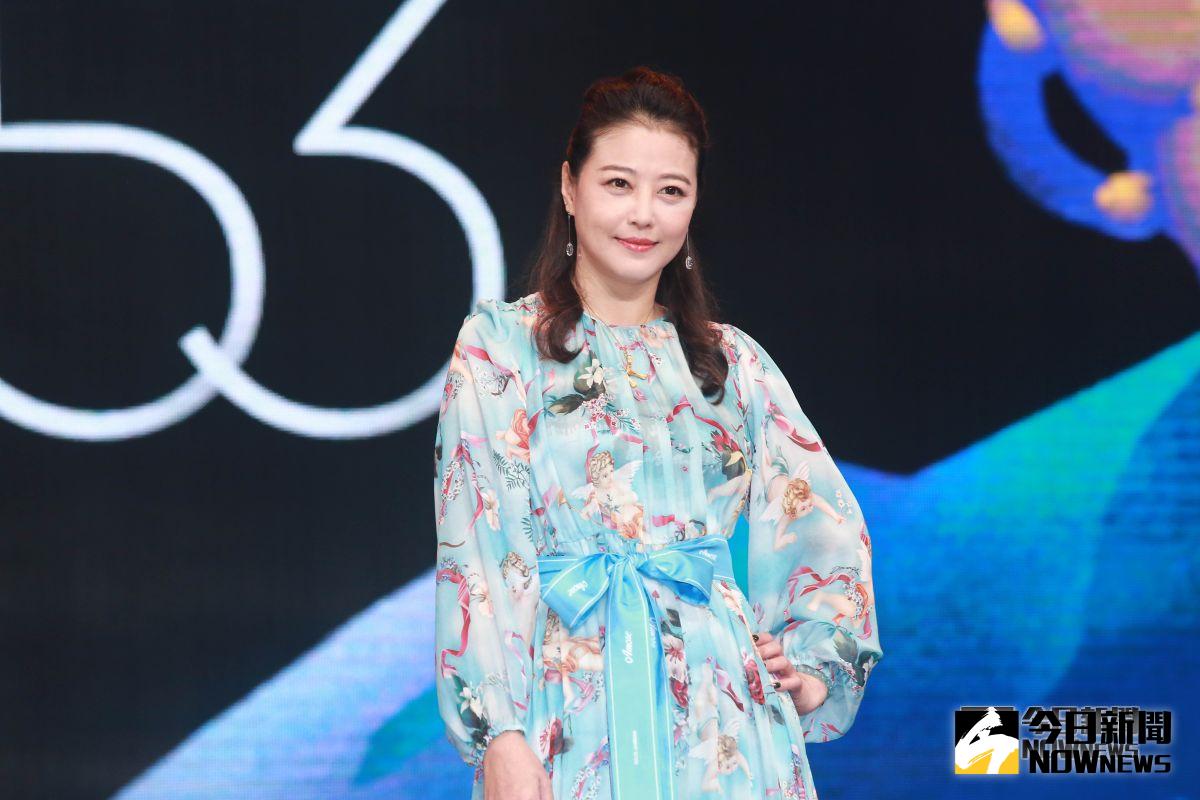 ▲周海媚出席第53屆電視金鐘獎當頒獎嘉賓。（圖／記者葉政勳攝 , 2018.10.05）