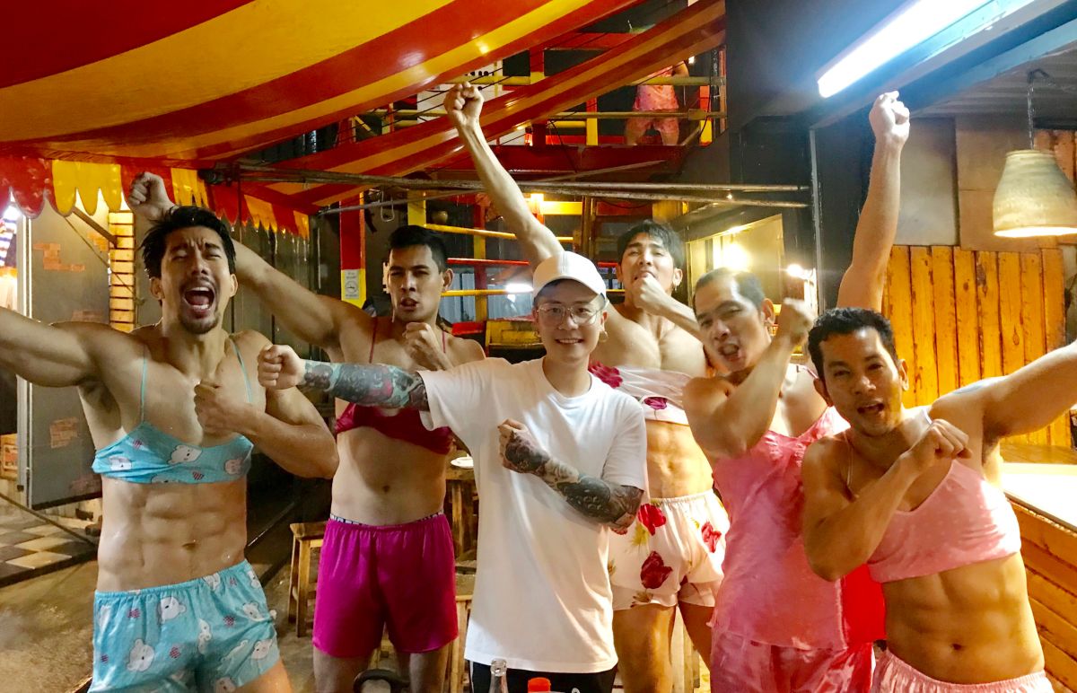 ▲蕭秉治到泰國的猛男海鮮餐廳用餐。（圖／相信音樂提供, 2018.10.05）