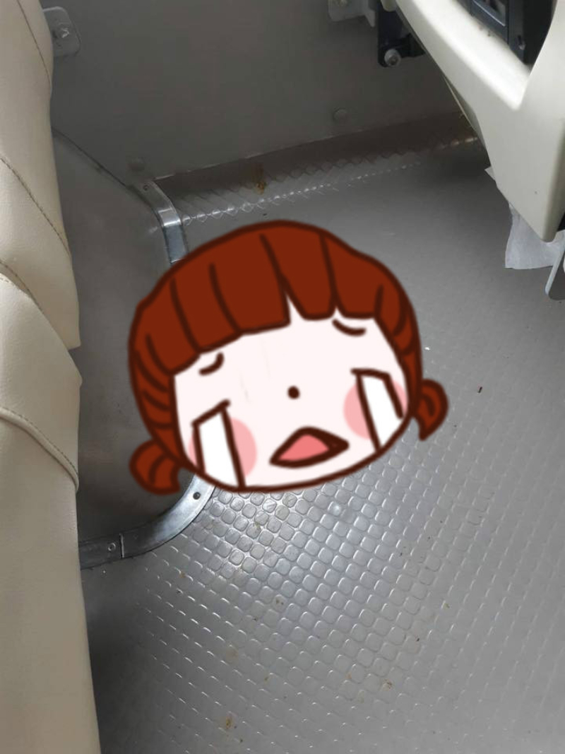 ▲司機在公車上發現這坨東西，讓他超無奈。（圖／翻攝自臉書「爆怨公社」）