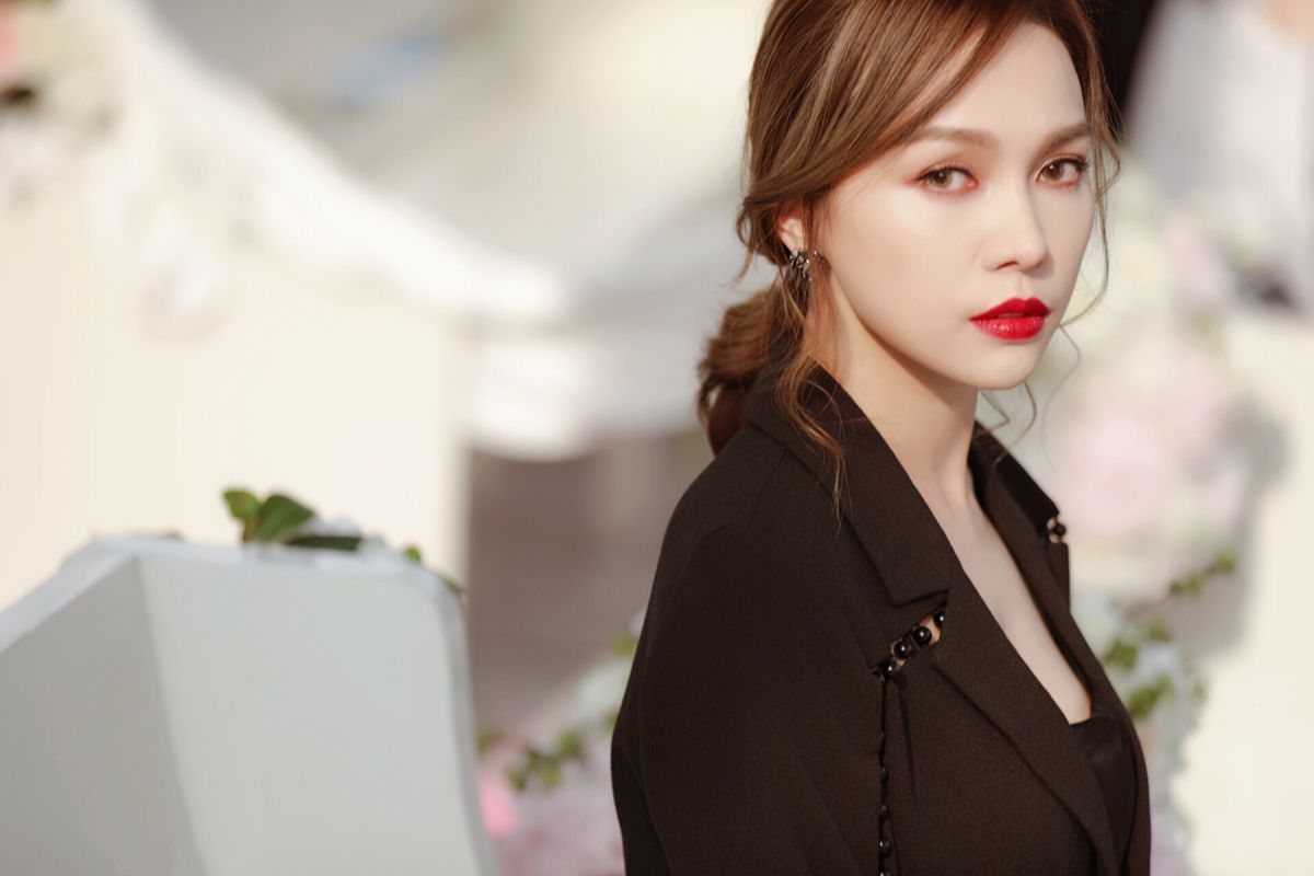 ▲林采欣推出第二支MV，劇情延續首支MV的故事。（圖／永興行工作室提供, 2018.10.10）