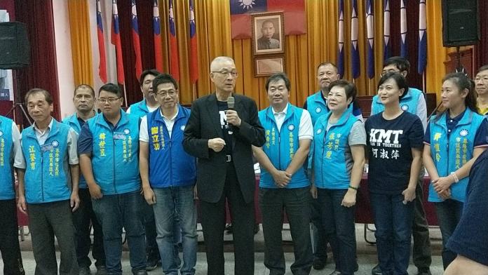 N2018101001吳敦義與謝立功