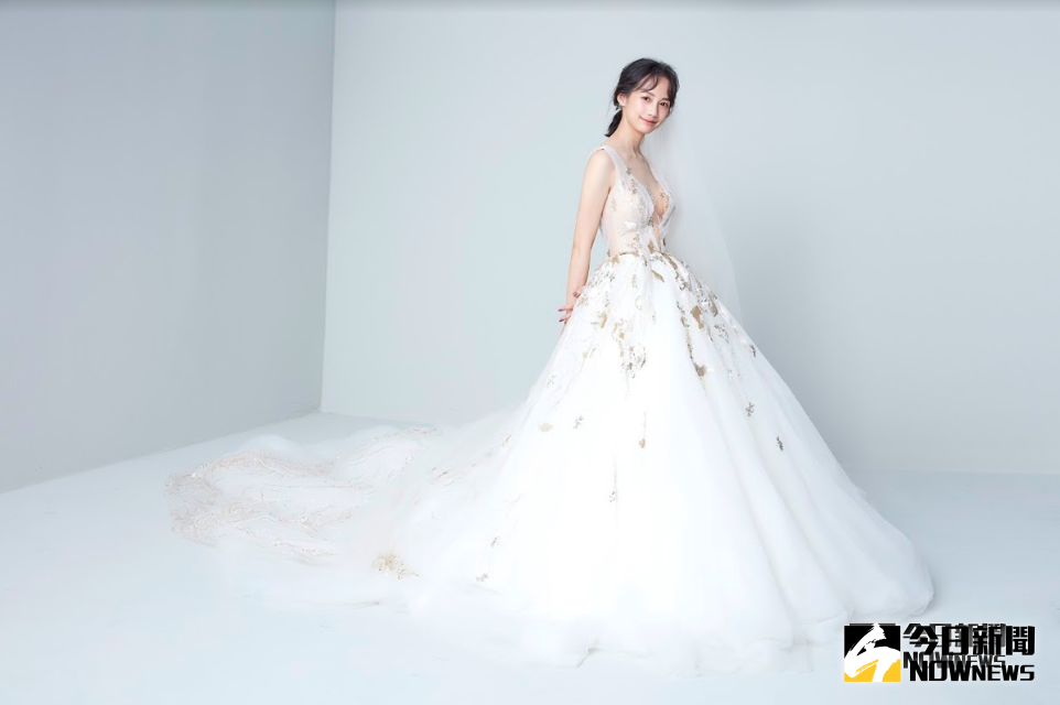 ▲簡嫚書婚紗超唯美。（圖／簡嫚書提供，2018.10.12）