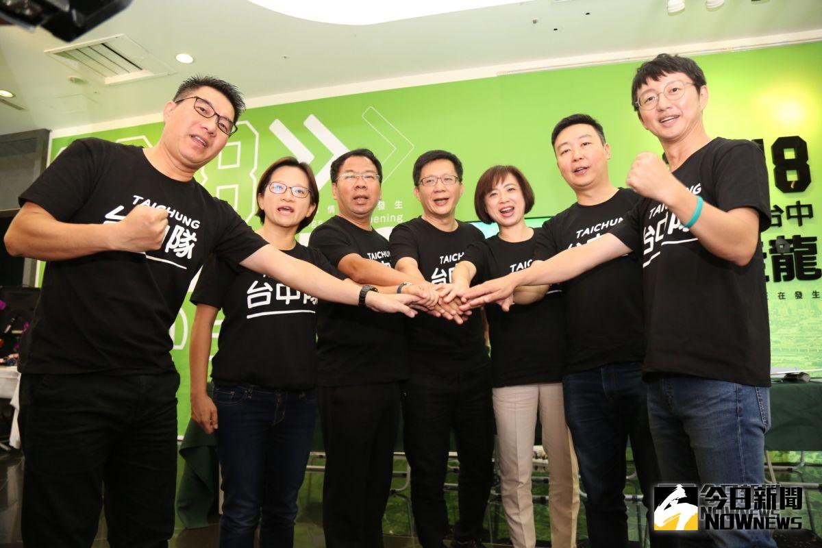 ▲林佳龍競選總部發言人林尚賢(左一)表示，國民黨就是習慣把民調當成文宣手段，看看就好(圖／資料照片2018.10.12)