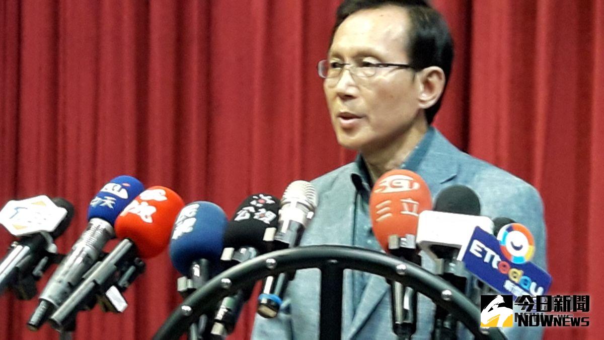 ▲高雄高分檢主任檢察官林應華今日也針對海軍承德艦洪姓士官長涉拷貝機密情報案召開記者會說明案情。（圖／記者郭凱杰攝，2018.10.12）