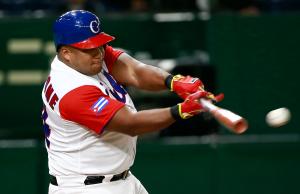 ▲39歲的「古巴飛彈」戴斯潘（Alfredo Despaigne），仍是古巴隊打線中最具份量的精神領袖。儘管巔峰期已過，他豐富的國際賽經驗與關鍵時刻的長打威脅，依舊被寄望在打線星光黯淡的情況下，撐起古巴進攻端的核心角色。（圖／美聯社／達志影像）