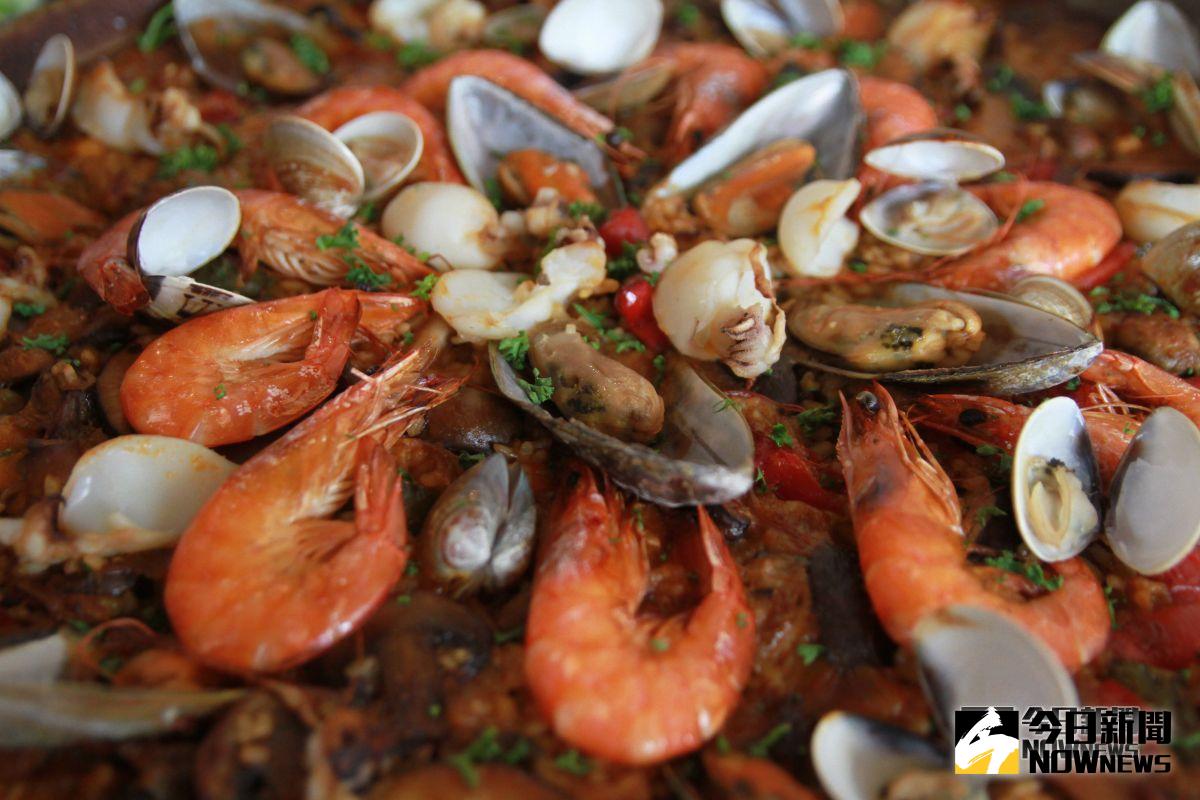 ▲	道地的海鮮燉飯選用在地米食，口感相當特別，符合台灣人喜愛米飯的不同風味。（圖／記者鄭志宏攝2018.10.16）