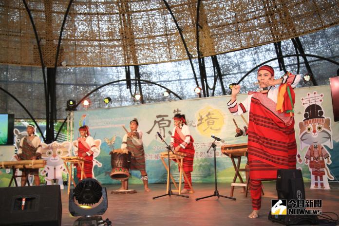 ▲泰雅族傳統木鼓表演展現原住民族原鄉文化的熱情(圖／市政府提供2018.10.17)
