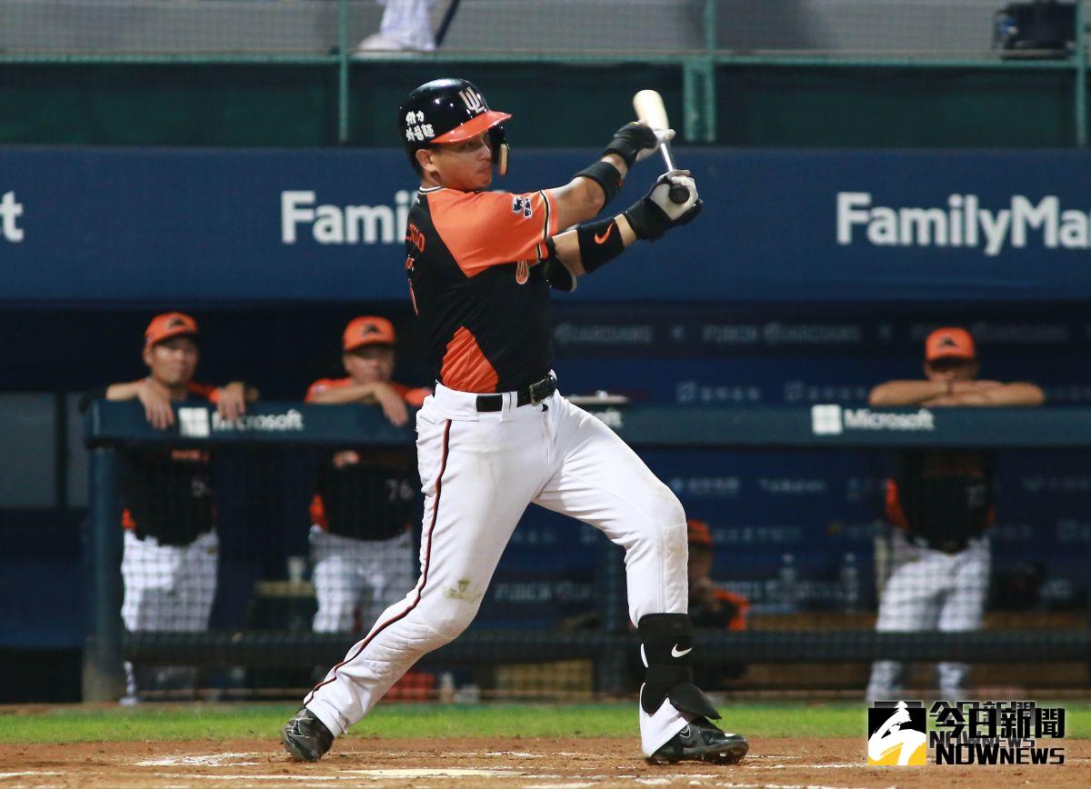 ▲中職季後挑戰賽富邦悍將vs.統一7-ELEVEn獅GAME4。統一7-ELEVEn獅總教練郭阜林。（圖／記者葉政勳攝 , 2018.10.22）