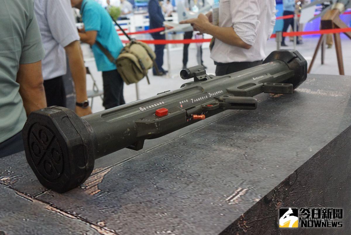 ▲東沙島將部署中科院研發的紅隼反裝甲火箭彈。（圖／記者呂烱昌攝）