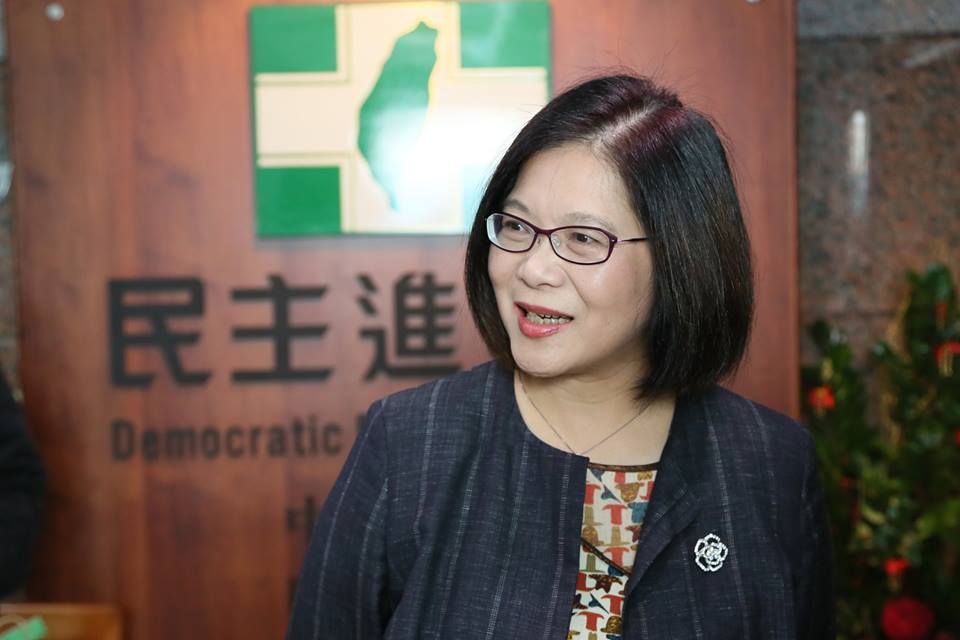 ▲民進黨立委管碧玲聲援黃捷，認為罷免不能驅逐良幣。 （圖／翻攝自管碧玲臉書）