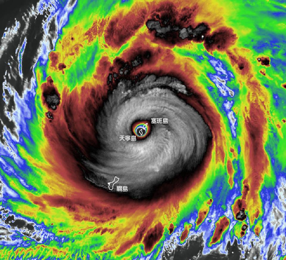 ▲威力超越山竹！專家曝：「超級強颱玉兔已達『傳說等級』。」（圖／翻攝自臉書「台灣颱風論壇｜天氣特急」）