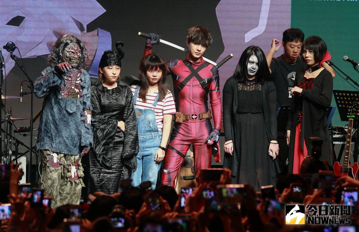 ▲炎亞綸舉辦怪物唱遊趴，化身死侍。（圖／記者葉政勳攝 , 2018.10.27）