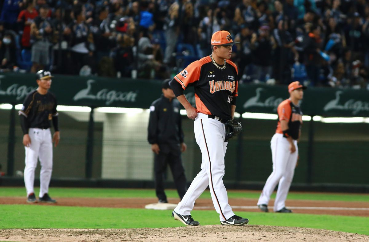 ▲中華職棒總冠軍賽 Lamigo桃猿vs.統一7-ELEVEn獅，統一7-ELEVEn獅投手施子謙。（圖／記者葉政勳攝 , 2018.10.27）