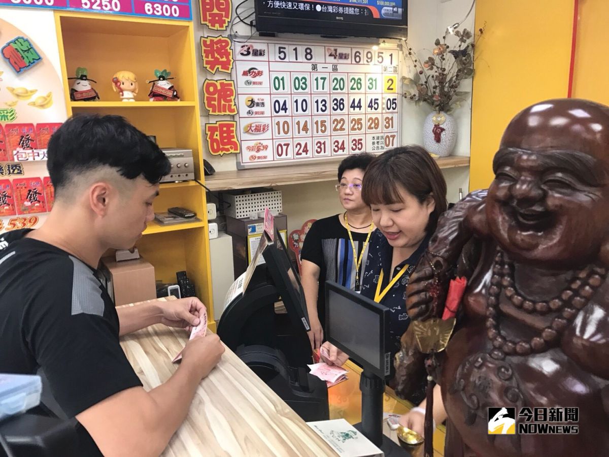 ▲買了沒？連續43期頭獎摃龜的威力彩，7月13日晚間將再度開獎，台灣彩券公司預估，頭獎將上看16.2億元。（圖／NOWnews資料照）