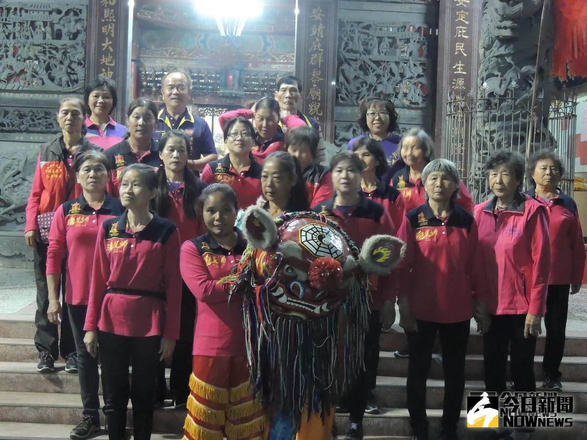 ▲新港安和社區創新民俗技藝舉辦社區計畫成果發表，凝聚社區情感期盼創造遠景。(圖／記者任禮清攝，2018.10.29)