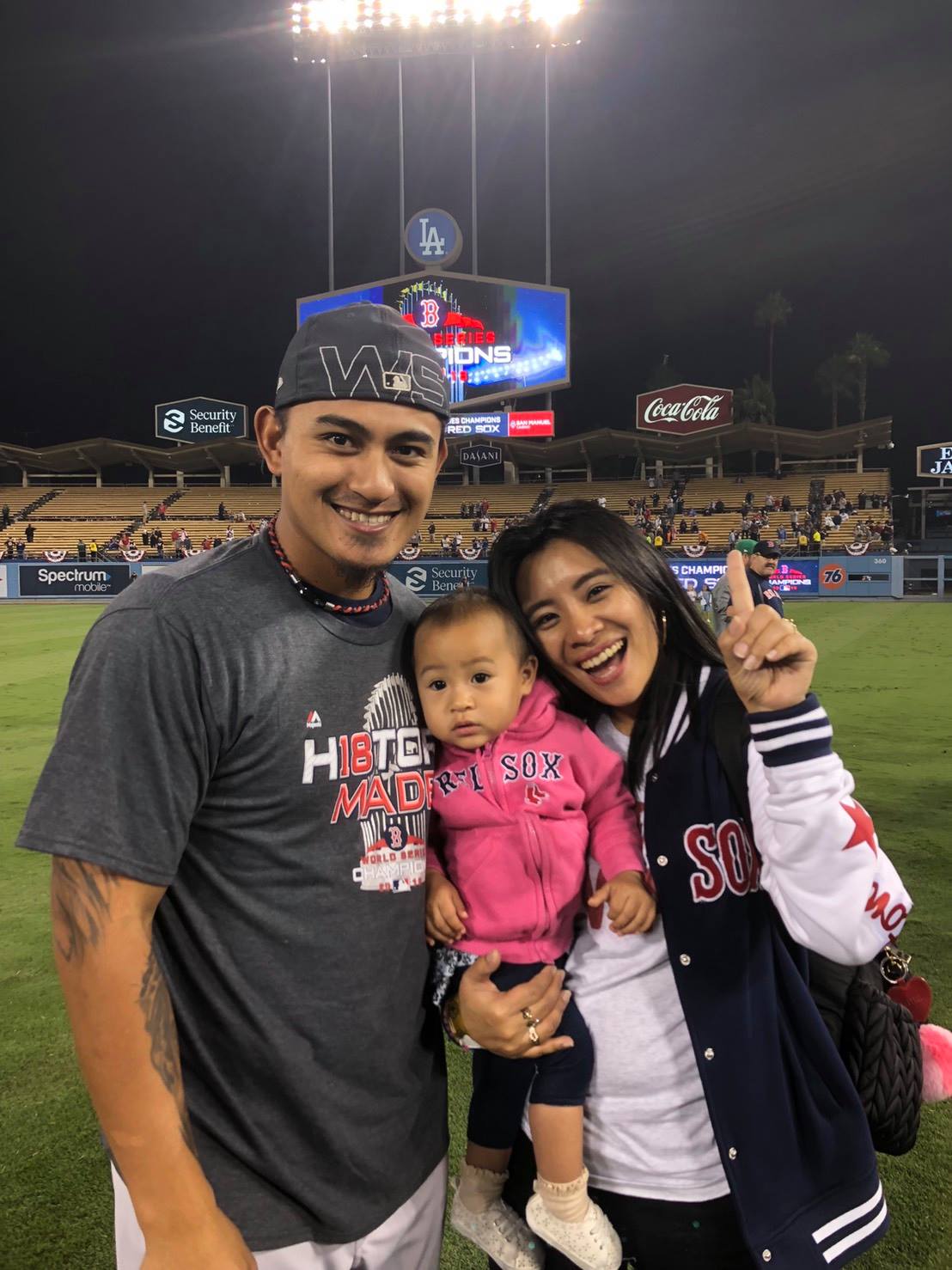 ▲林子偉與家人合影。（取自林子偉臉書）