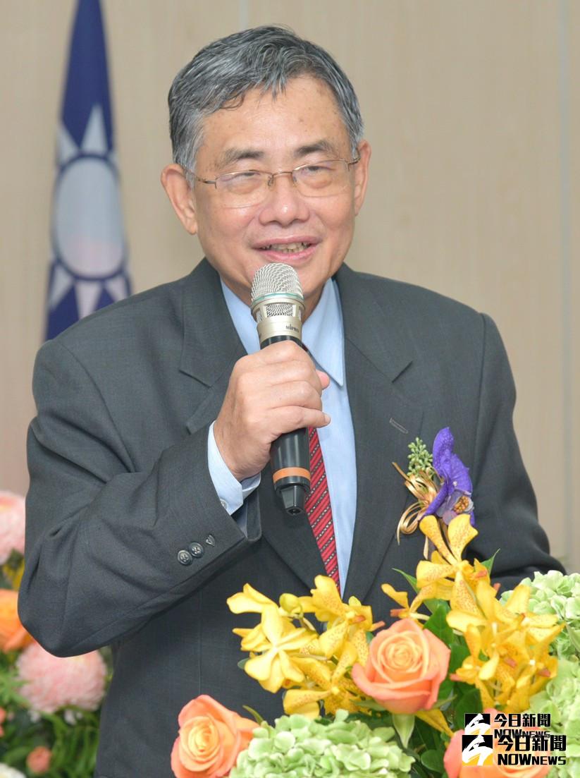 ▲台灣港務公司董事長吳宗榮談公司願景，將朝跨界多元創新局，領航港口新未來邁進。(圖／記者黃守作攝，2018.10.31)