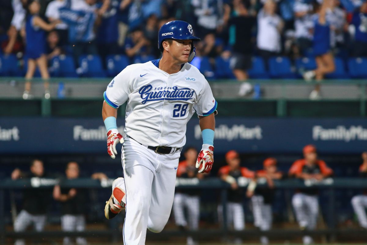 ▲高國輝轟出再見滿貫砲。（圖／葉政勳攝）