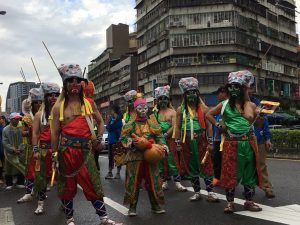 青山宮特有陣頭「艋舺青山宮八將團」。（圖／保庇NOW資料圖）