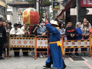 艋舺青山宮靈安尊王聖誕暗訪花絮。（圖／連宜方攝）