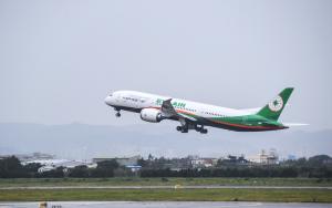 ▲長榮航空首架 787-9 客機首航，紐西蘭航空也使用 787-9 客機執飛台北－奧克蘭航線，明年起新加坡航空也將使用787-10 客機營運台北－新加坡航線。（圖／長榮航空）