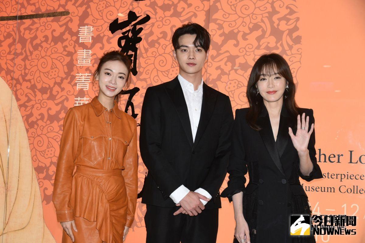 ▲吳謹言（左起）、許凱、秦嵐為宣傳《延禧攻略》訪台，並參觀故宮。（圖／記者林柏年攝，2018.11.01）