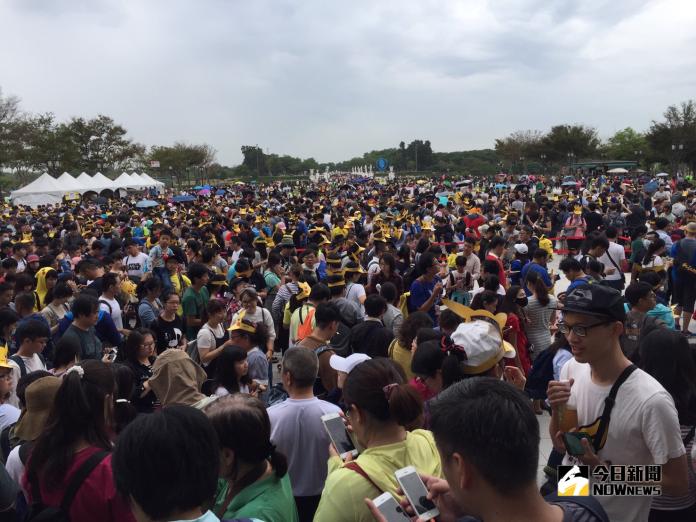 「Pokémon GO Safari Zone in Tainan」活動第二天，主場抓寶人潮逼近十萬人次