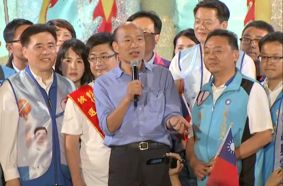 ▲奧步仍是選前最難控制的變數，如何防止選前可能出現、圖利對手的不公平步數，勢必是韓陣營得要密切監控及防堵的。（圖／翻攝自臉書謝典霖 / 找服務按電鈴 典霖服務處, 2018.11.03）