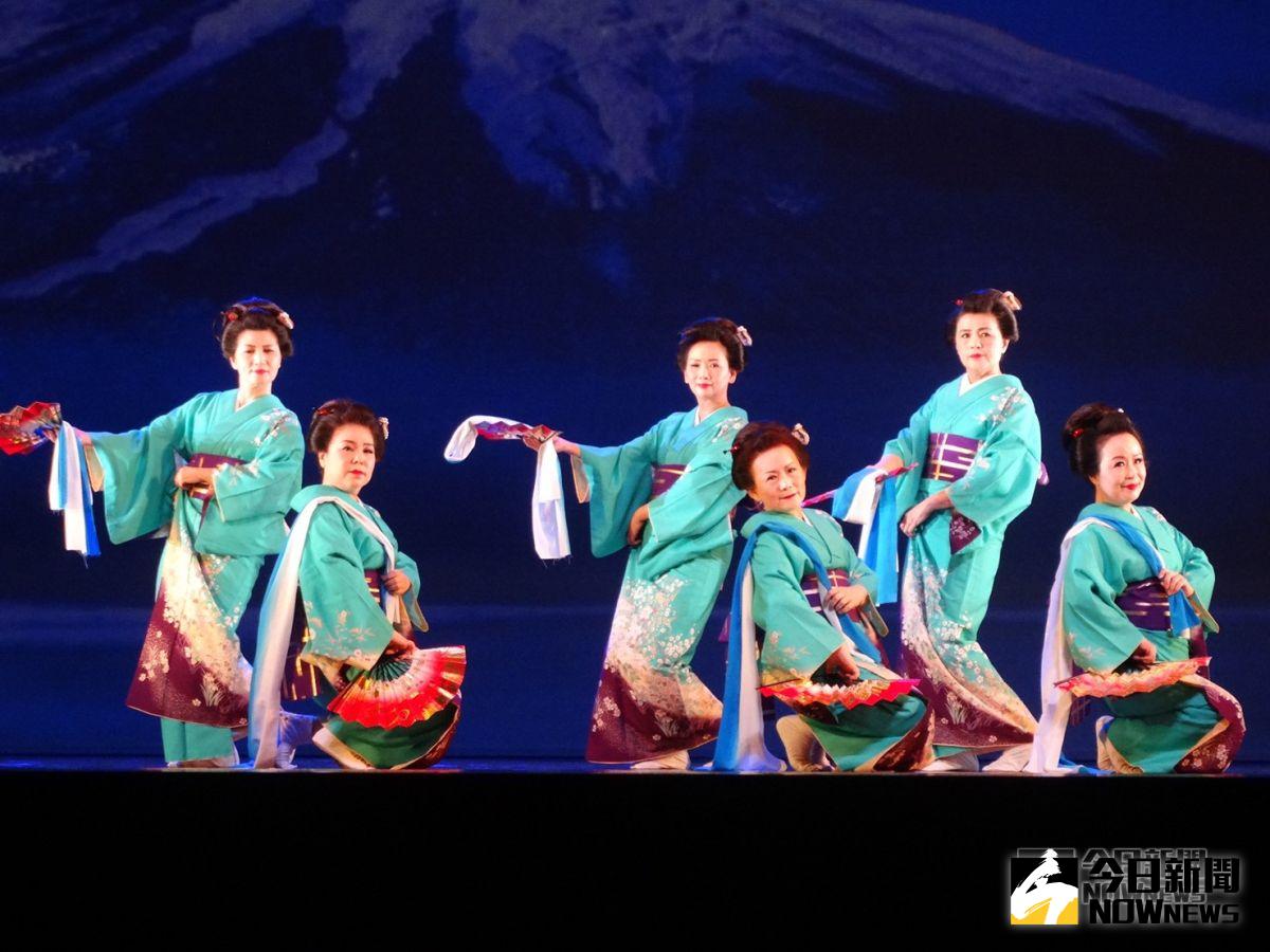 由瑞秀分會師生聯合公演的日本舞踊，今在台中市屯區藝術中心華麗登場。（圖／金武鳳攝，2018.11.4)