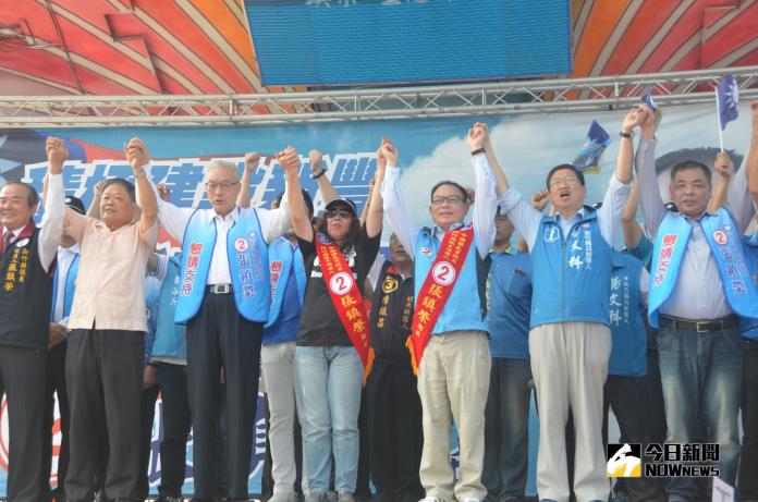 張鎮榮競選總部成立　吳敦義為楊文科、張鎮榮催票

